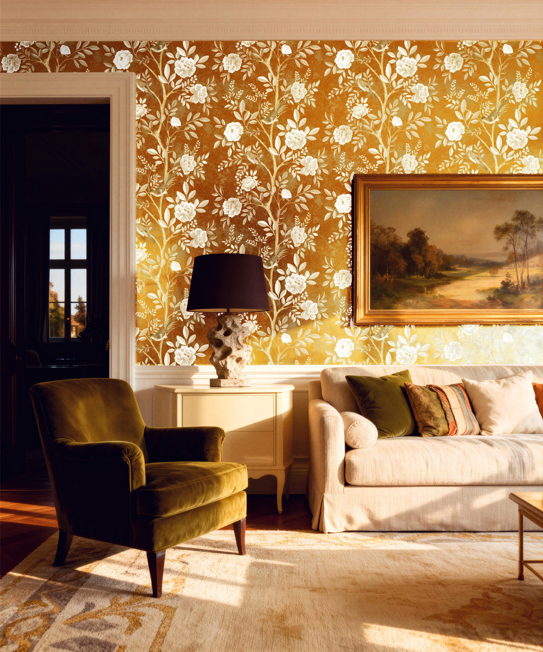 Chinoiserie Metallic Wallpaper - Colourway: Linen (Gold) - Insitu